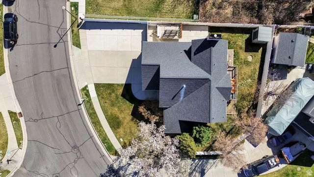 8450 S 865 E, Sandy, UT 84094