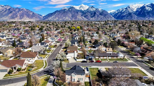 8450 S 865 E, Sandy, UT 84094