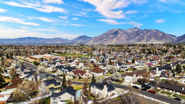 8450 S 865 E, Sandy, UT 84094