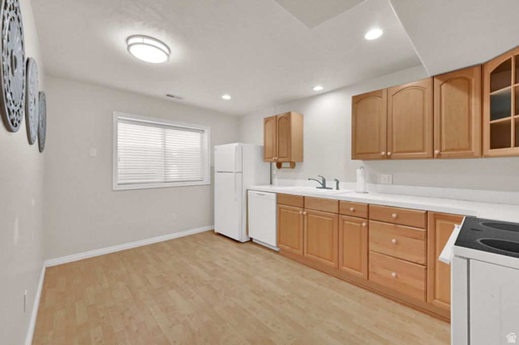 Image 26 of property listing at 8450 S 865 E, Sandy, UT 84094