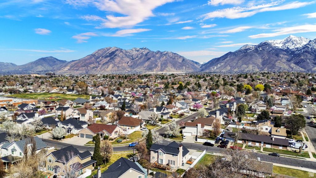 Image 46 of property listing at 8450 S 865 E, Sandy, UT 84094