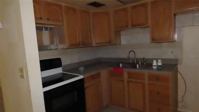 3100 HARTFORD STREET N 129, St Petersburg, FL 33713