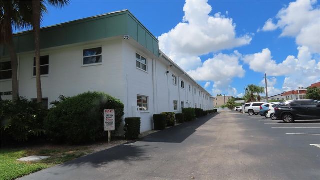 3100 HARTFORD STREET N 129, St Petersburg, FL 33713