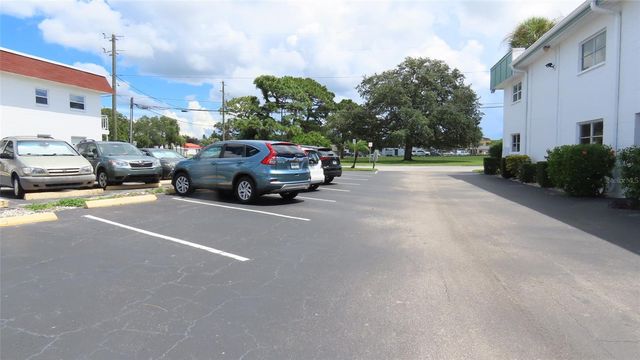 3100 HARTFORD STREET N 129, St Petersburg, FL 33713