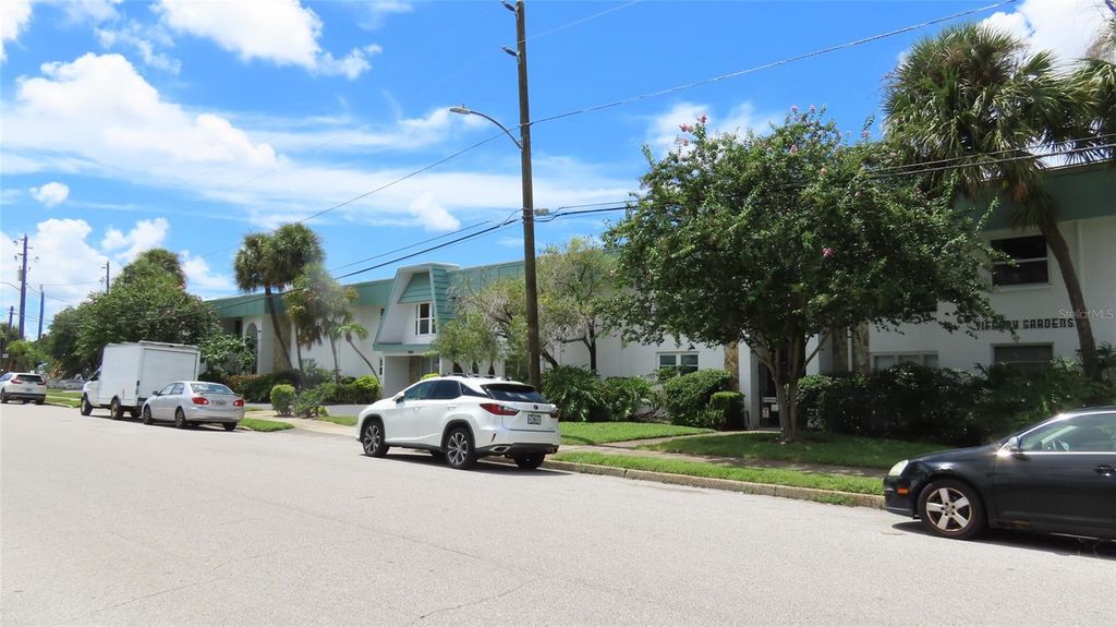 3100 HARTFORD STREET N 129, St Petersburg, FL 33713