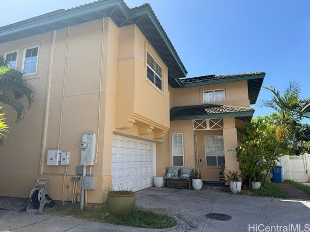 91-1021 Maulihiwa Street, Kapolei, HI 96707