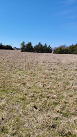 655 Ewing Road, Ferris, TX 75125