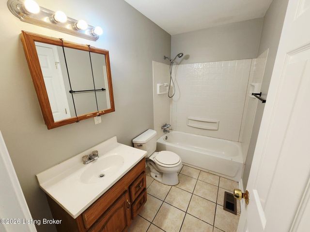 1538 Huntoon Ave, Louisville, KY 40215