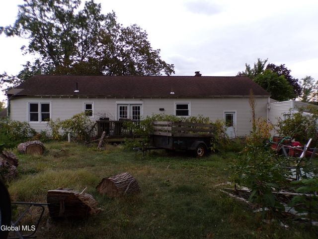 4 Sequoia Drive, Ballston, NY 12019