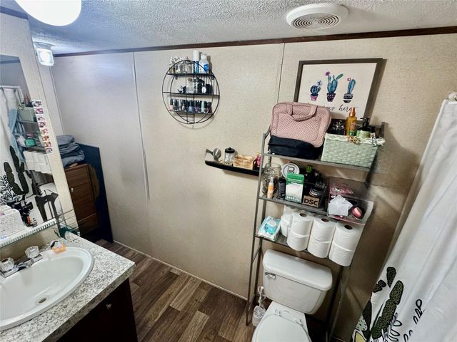 1535 Bayview Drive, Palacios, TX 77465