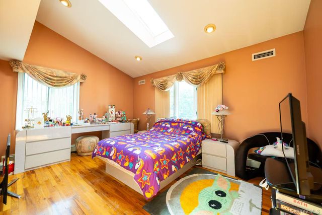 21643 28th Road, Bayside, NY 11360