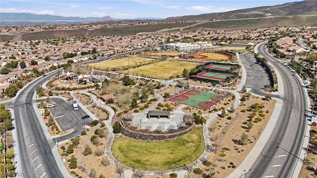 2677 La Boutique Street, Henderson, NV 89044