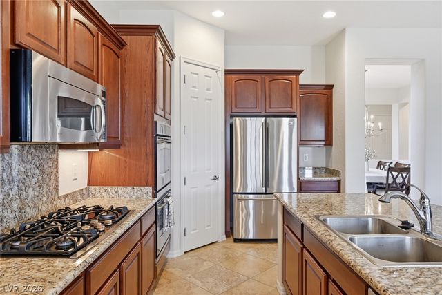 2677 La Boutique Street, Henderson, NV 89044