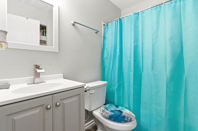 22150 Chappel Avenue, Sauk Village, IL 60411