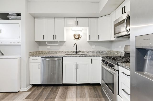 22150 Chappel Avenue, Sauk Village, IL 60411