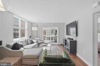 1050 N TAYLOR ST #1-601, Arlington, VA 22201