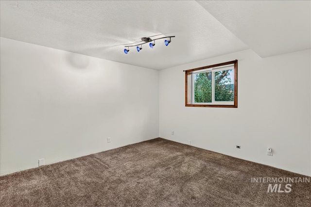11269 W Reutzel Dr., Boise, ID 83709