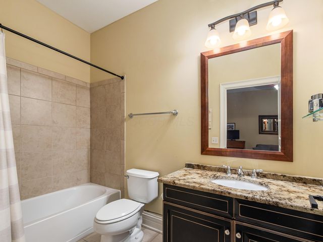 174 E Gay Street, G6, Columbus, OH 43215