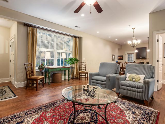 174 E Gay Street, G6, Columbus, OH 43215