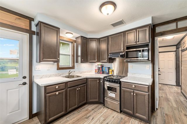 11851 SW 38TH STREET, Ocala, FL 34481