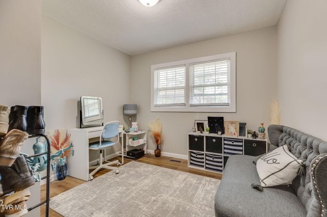 109 Lana View Drive, Kingsport, TN 37664