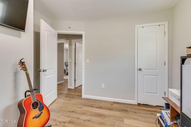 109 Lana View Drive, Kingsport, TN 37664