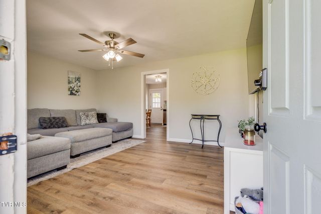 109 Lana View Drive, Kingsport, TN 37664