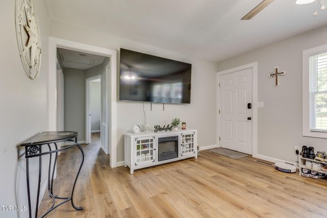 109 Lana View Drive, Kingsport, TN 37664