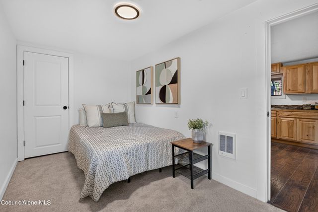 2206 E Coeur D Alene AVE, Coeur D'alene, ID 83814