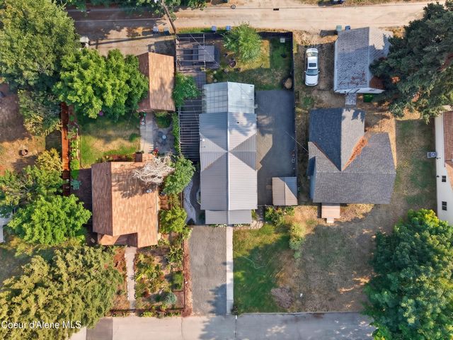 2206 E Coeur D Alene AVE, Coeur D'alene, ID 83814