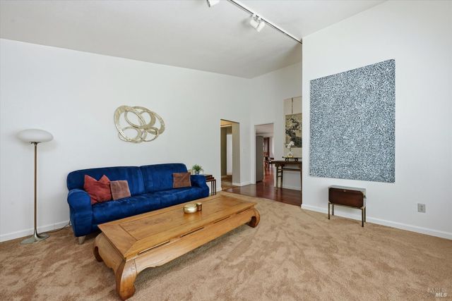 1720 Arroyo Sierra Cir, Santa Rosa, CA 95405