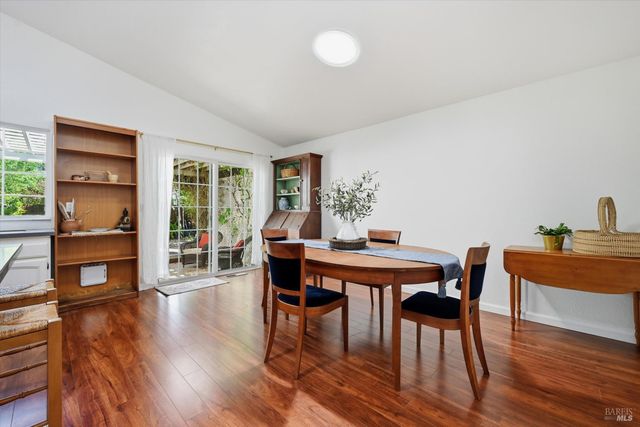 1720 Arroyo Sierra Cir, Santa Rosa, CA 95405