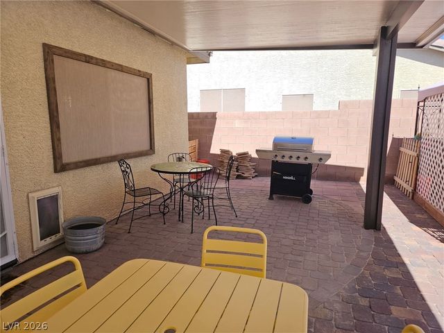 5401 Carrara Pointe Street, Pahrump, NV 89061
