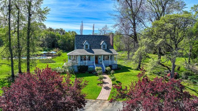 10800 Pickle Barrel Rd, Auburn, CA 95602