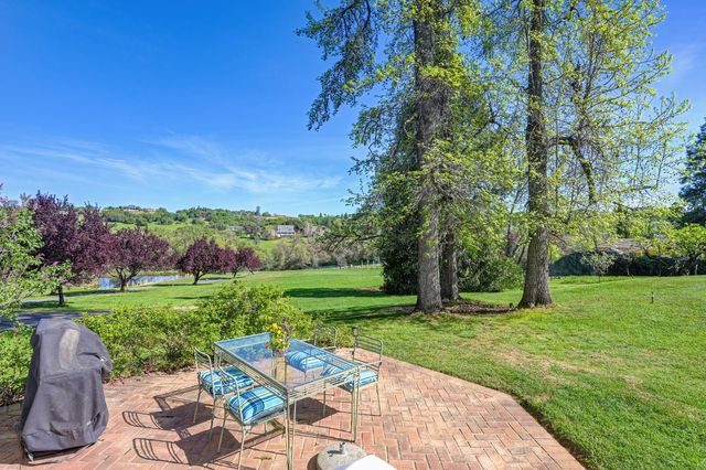 10800 Pickle Barrel Rd, Auburn, CA 95602