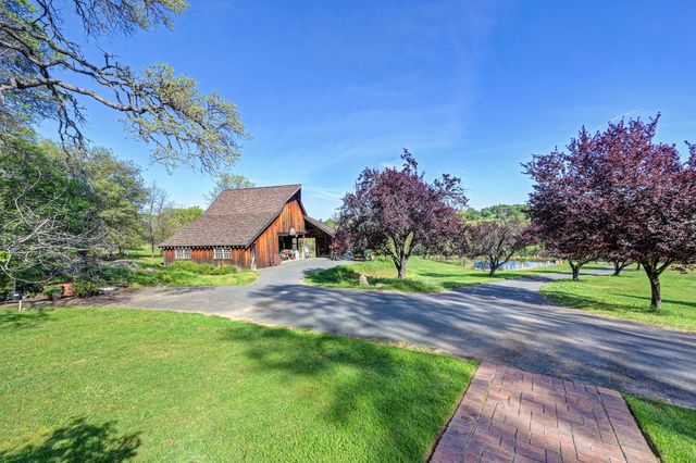 10800 Pickle Barrel Rd, Auburn, CA 95602