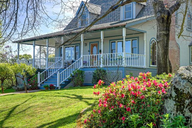 10800 Pickle Barrel Rd, Auburn, CA 95602