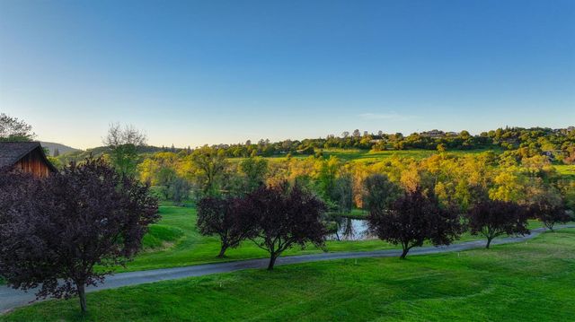 10800 Pickle Barrel Rd, Auburn, CA 95602