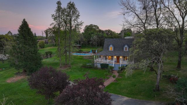 10800 Pickle Barrel Rd, Auburn, CA 95602