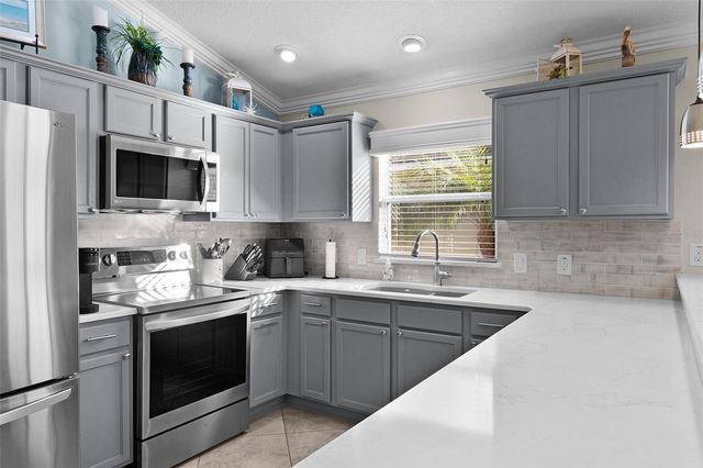 2266 MONTBROOK PLACE, The Villages, FL 32162