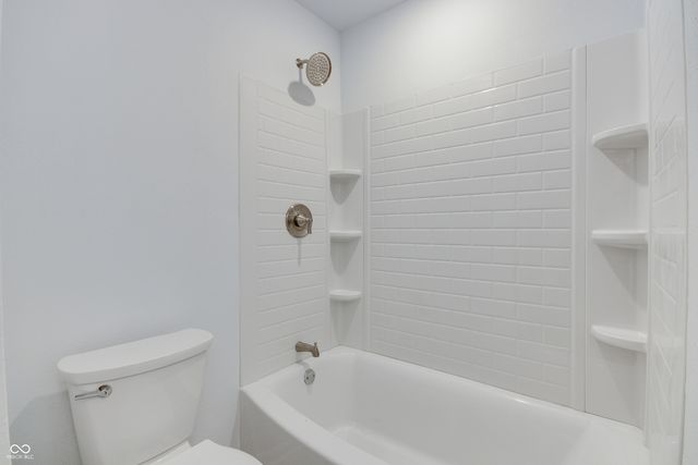 8910 Fire Pink Court, Indianapolis, IN 46231