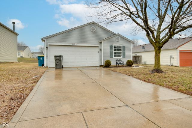 8910 Fire Pink Court, Indianapolis, IN 46231