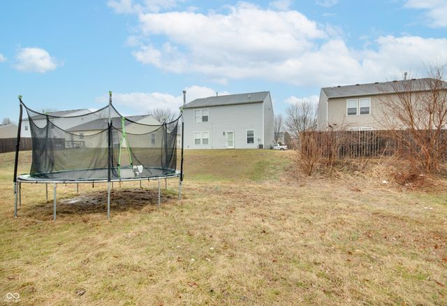 8910 Fire Pink Court, Indianapolis, IN 46231