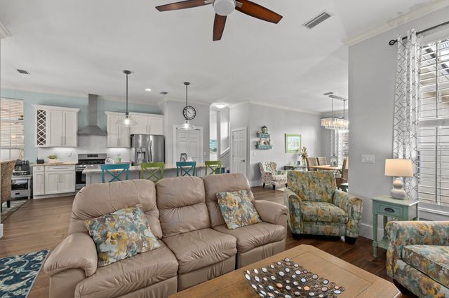 943 Emerald Bay Drive, Destin, FL 32541