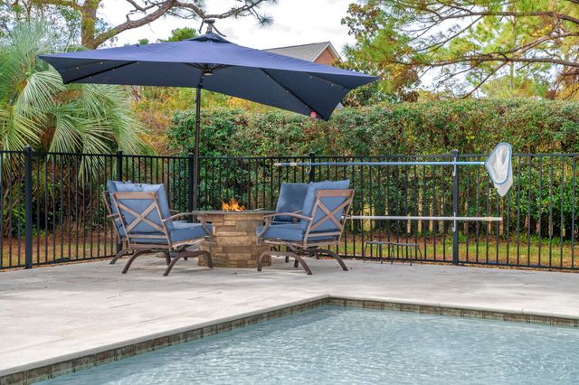 943 Emerald Bay Drive, Destin, FL 32541