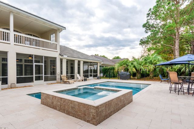 943 Emerald Bay Drive, Destin, FL 32541