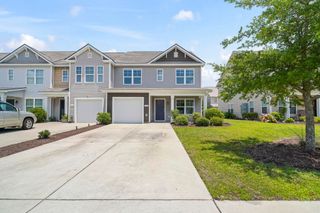 1028 Tee Shot Dr, Conway, SC 29526