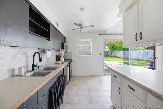 3332 S 114th East Avenue, Tulsa, OK 74116