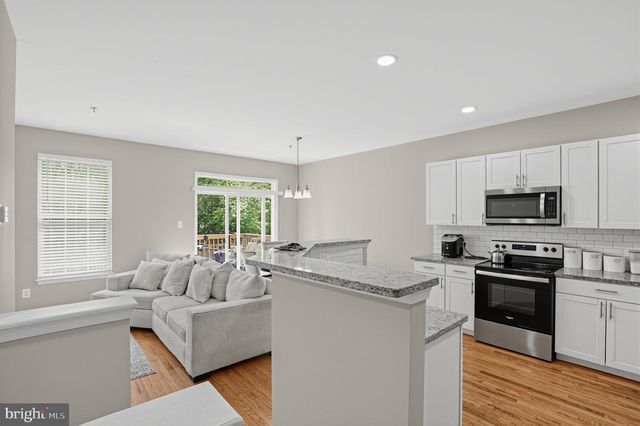 10369 HOUSELY PL, White Plains, MD 20695