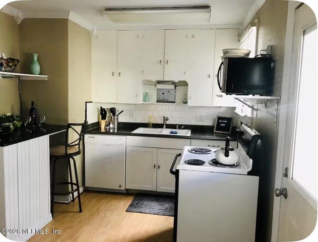 925 CEDAR Street, Jacksonville, FL 32207